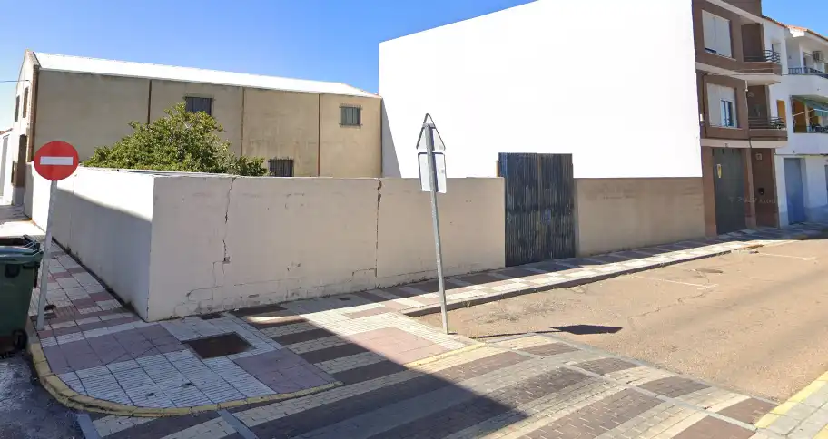 Residential land for sale in Calle Zurbarán 53