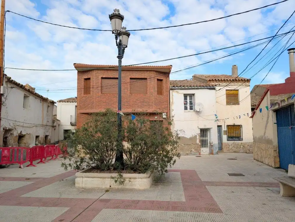 Exterior view of Detached homes for sale in El Burgo de Ebro  with Heating, Terrace and Storage room