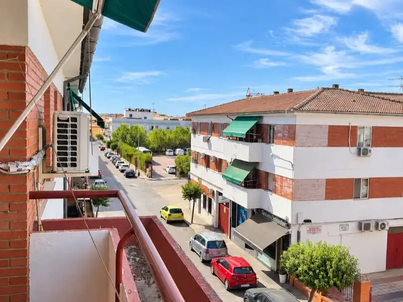 Vista exterior de Piso en venta en Pozoblanco con Aire acondicionado y Balcón