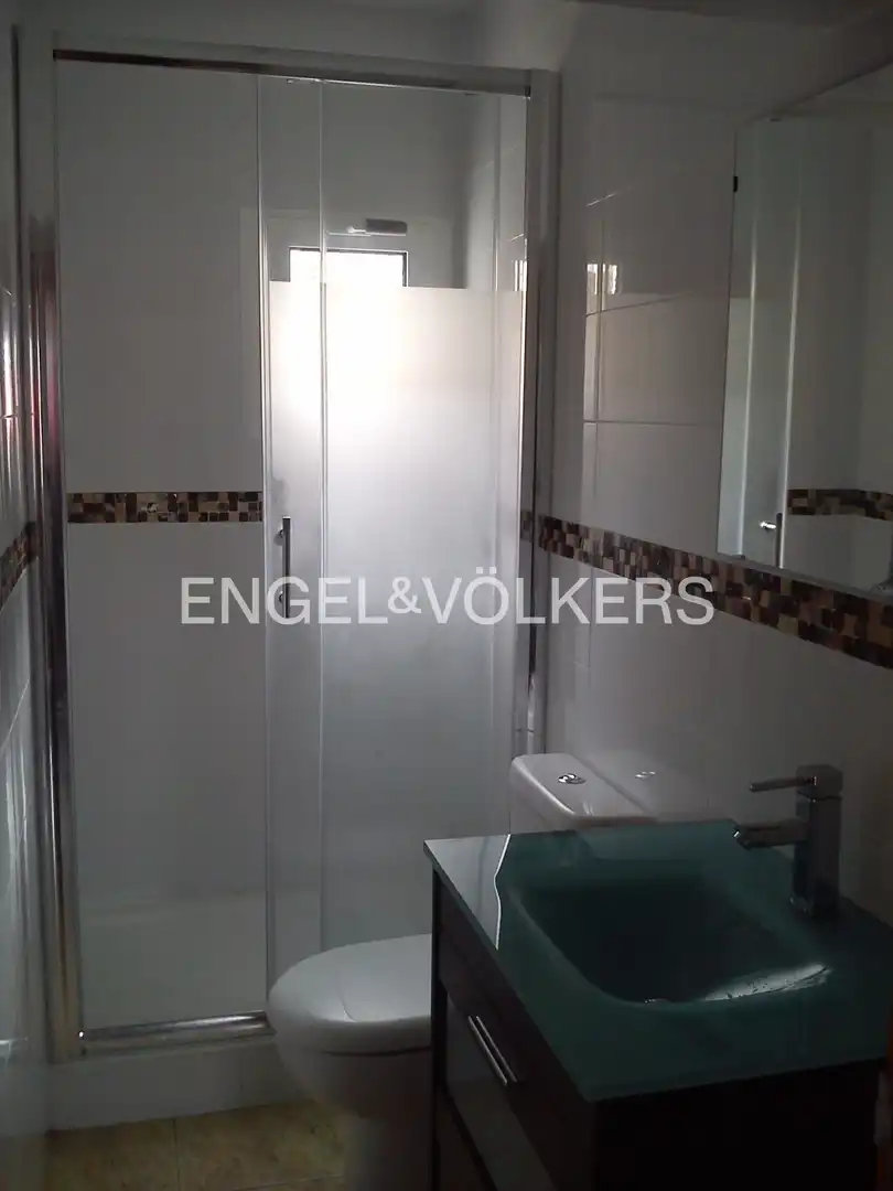 Badezimmer von Wohnung zum Verkauf in Alcorcón mit Klimaanlage, Heizung und Terrasse