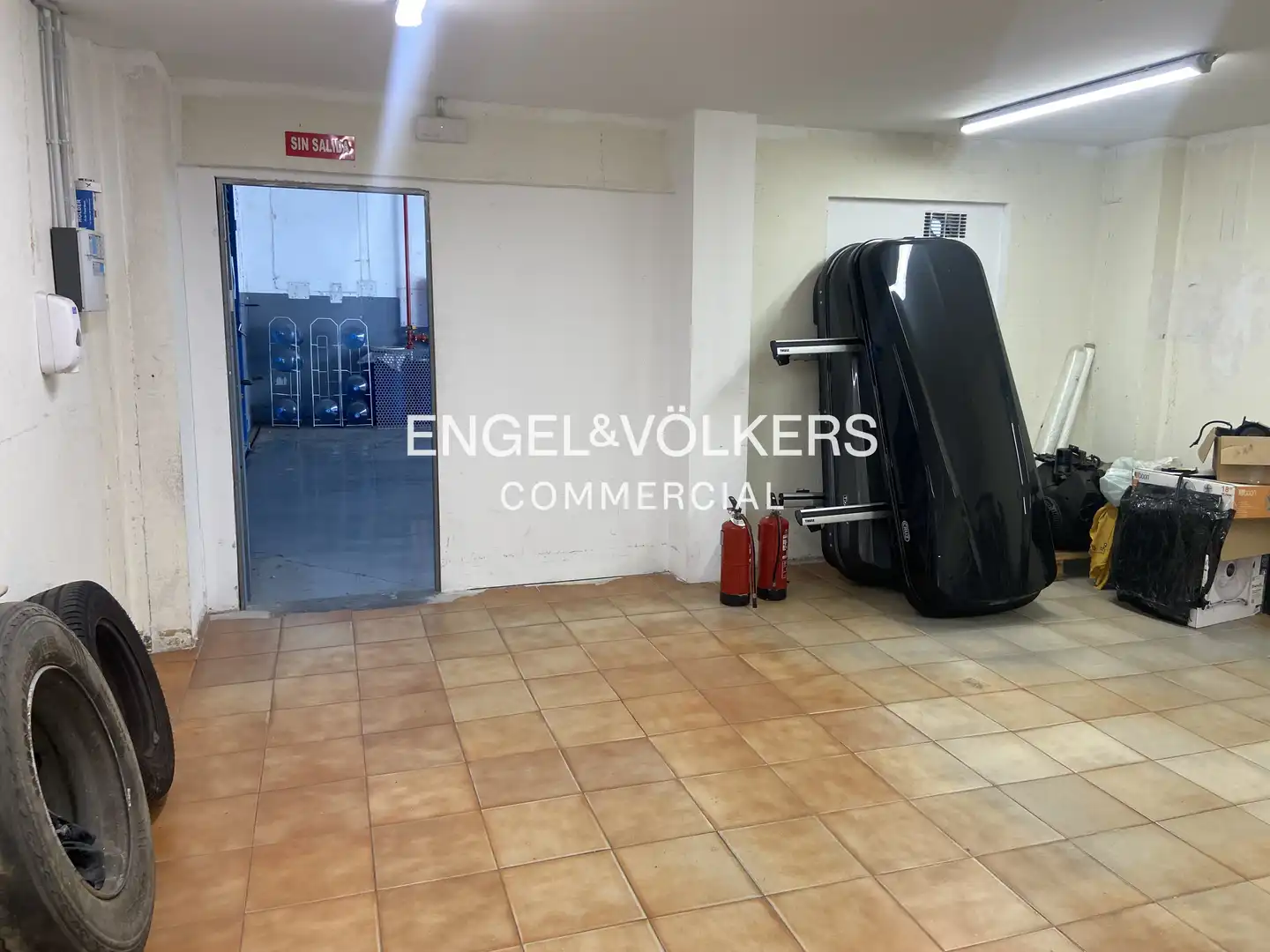 Parking de Nave industrial en venta en Terrassa