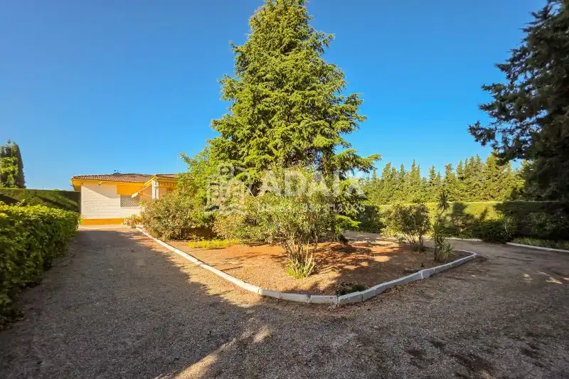 Finca rústica en venta en Úbeda con Terraza, Trastero y Balcón