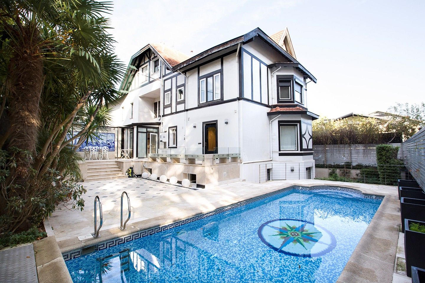 Swimming pool of Single-family semi-detached for sale in Getxo   with Air Conditioner, Heating and Private garden