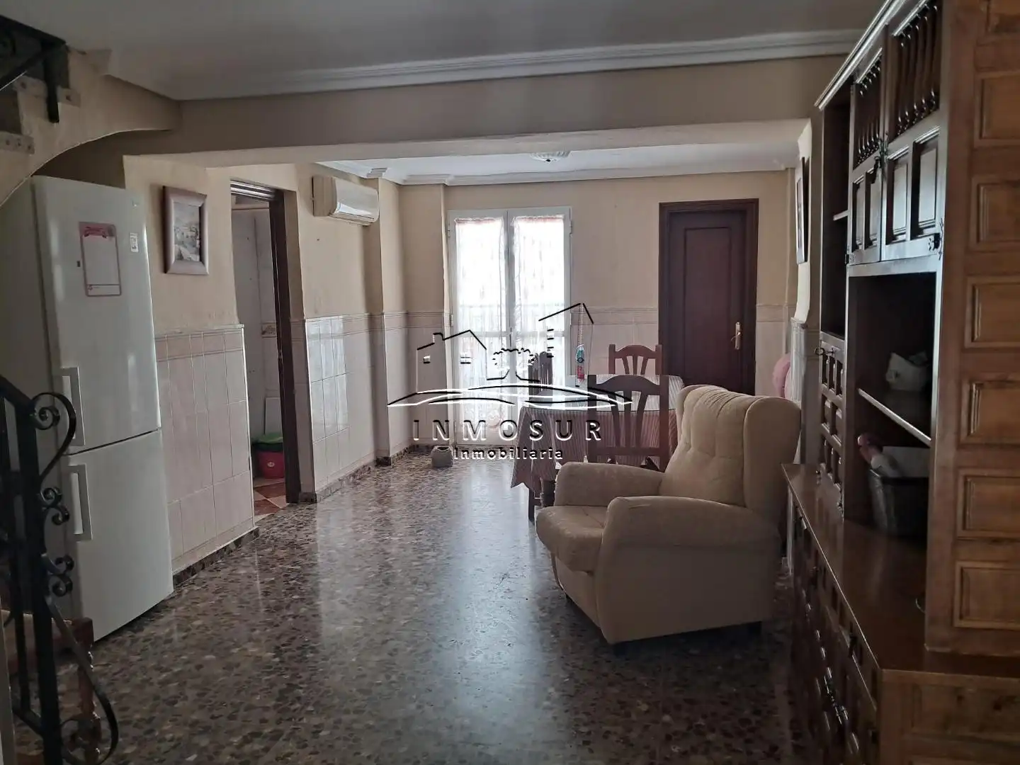 Sala de estar de Casa adosada en venta en Lucena con Terraza