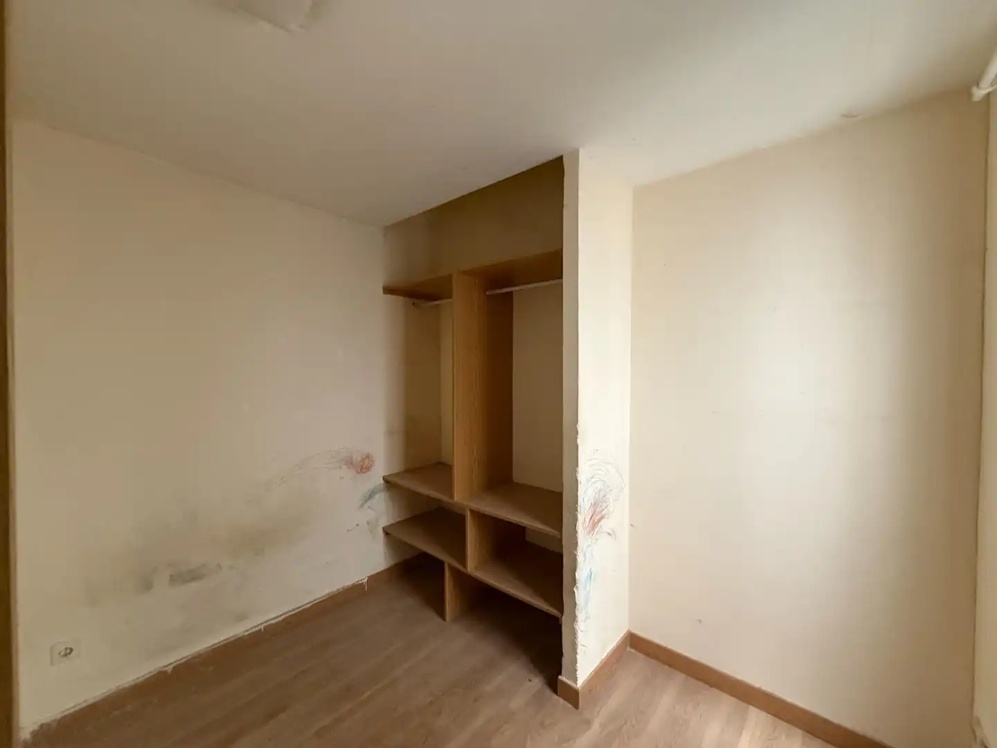 Piso en venta en Madrid con Calefacción y Alarma