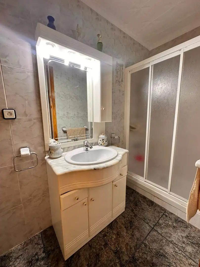 Baño de Piso en venta en Sabadell con Aire acondicionado, Calefacción y Balcón