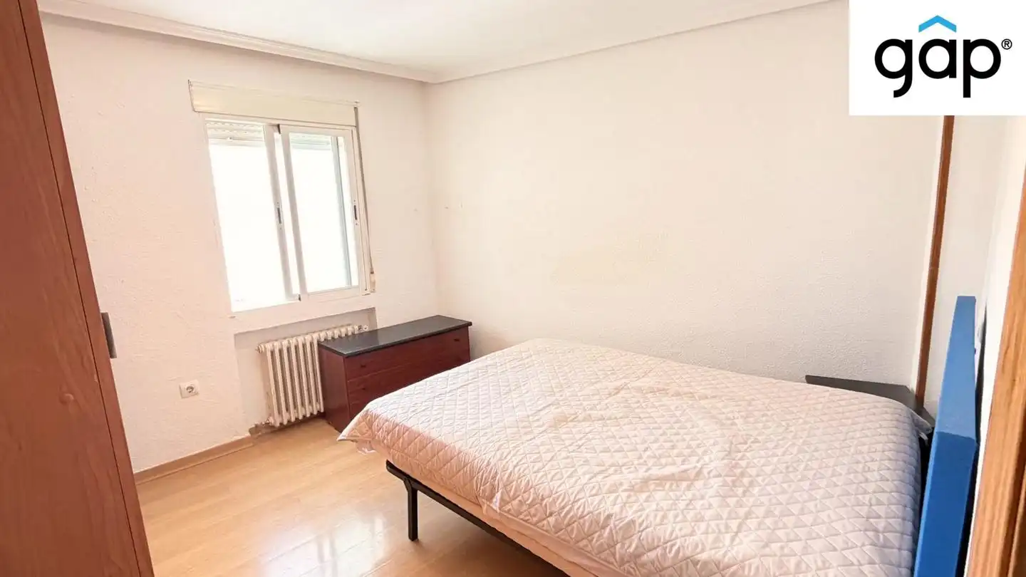 Habitación de Piso en venta en Cuenca con Calefacción y Amueblado