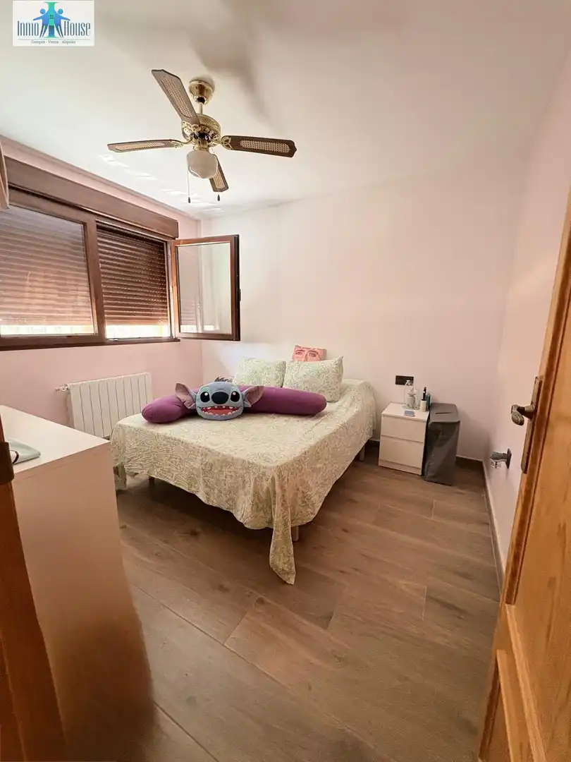 Dormitori de Casa o xalet en venda en Albacete amb Aire condicionat, Calefacció i Jardí privat