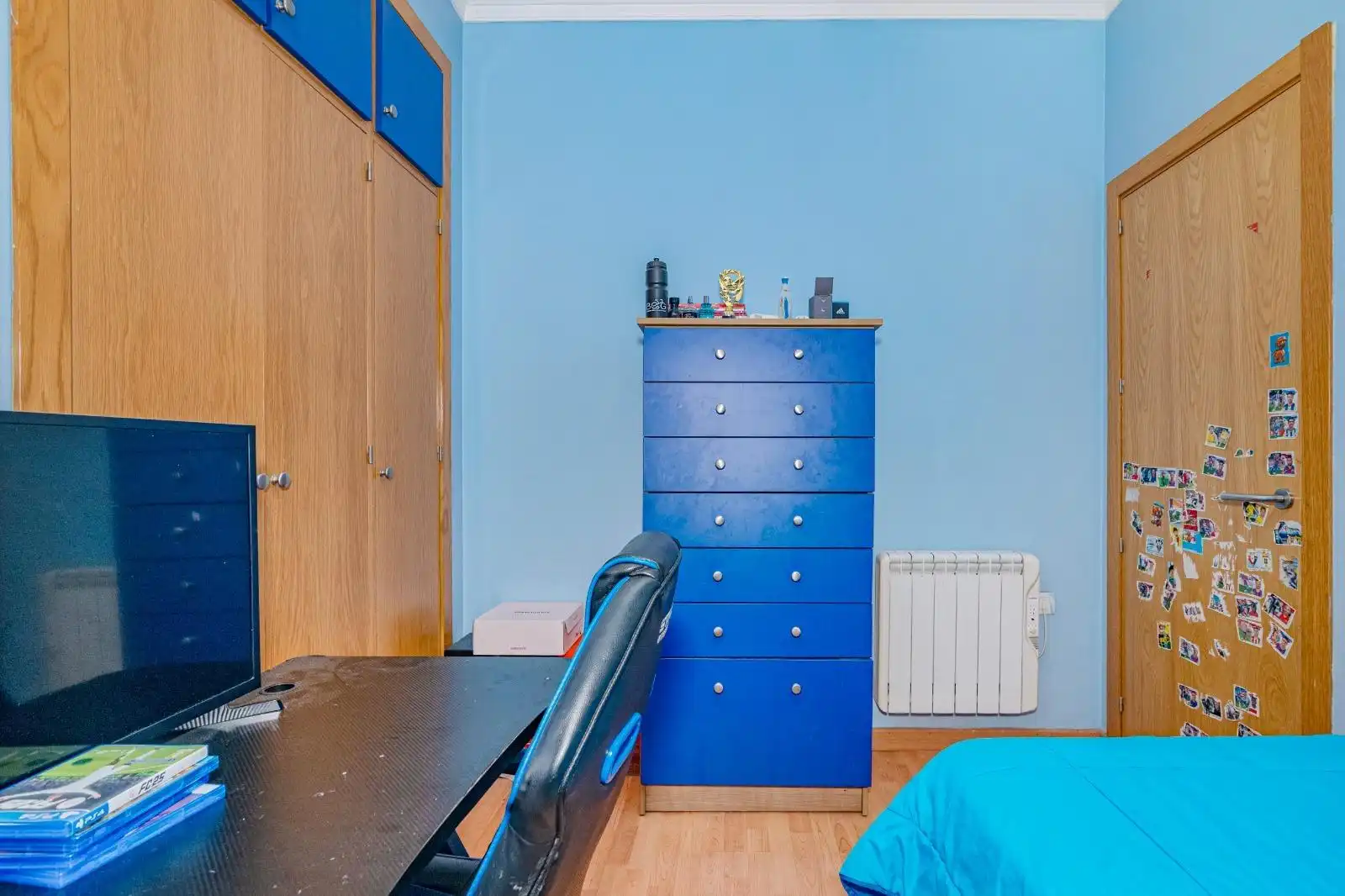 Bedroom of Flat for sale in Peligros  with Air Conditioner, Heating and Storage room