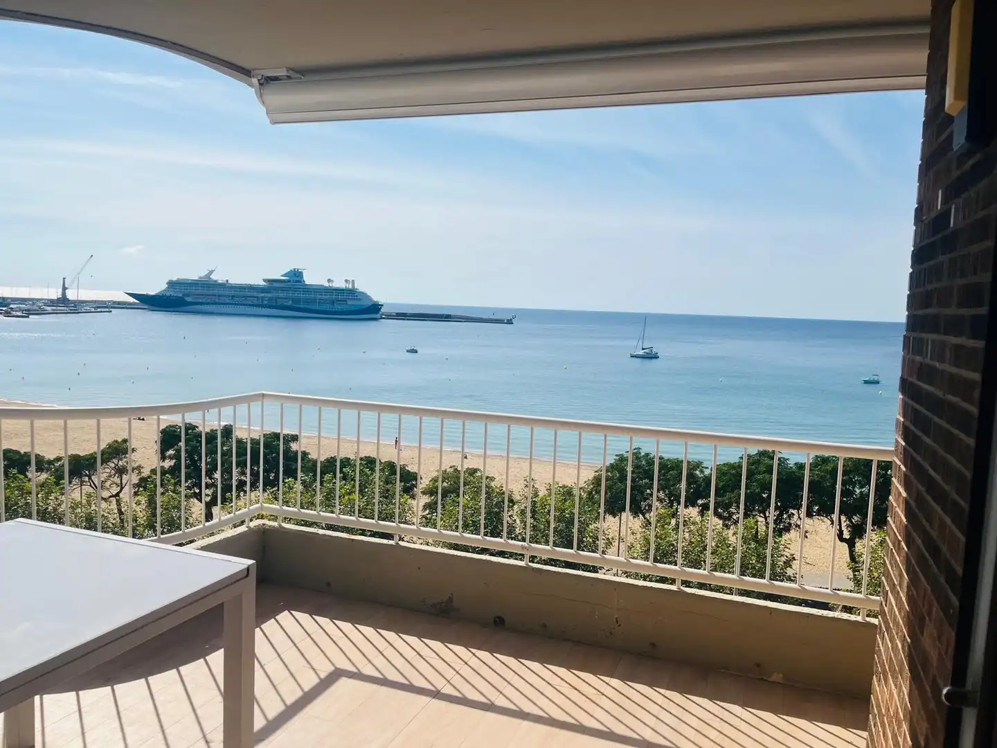 Habitación de Apartamento en venta en Palamós con Aire acondicionado, Calefacción y Terraza