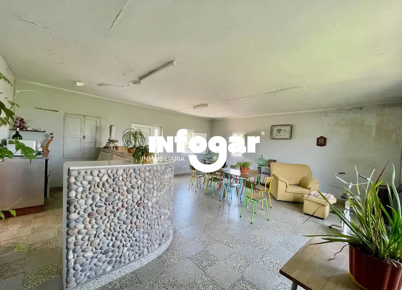 Casa o xalet en venda en O Rosal   amb Jardí privat, Parquet i Terrassa