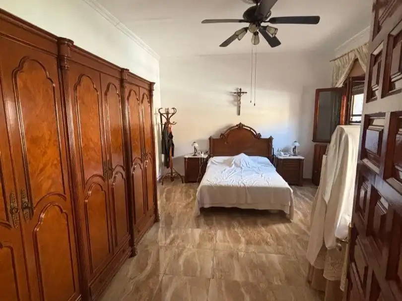 Dormitori de Casa o xalet en venda en Almería