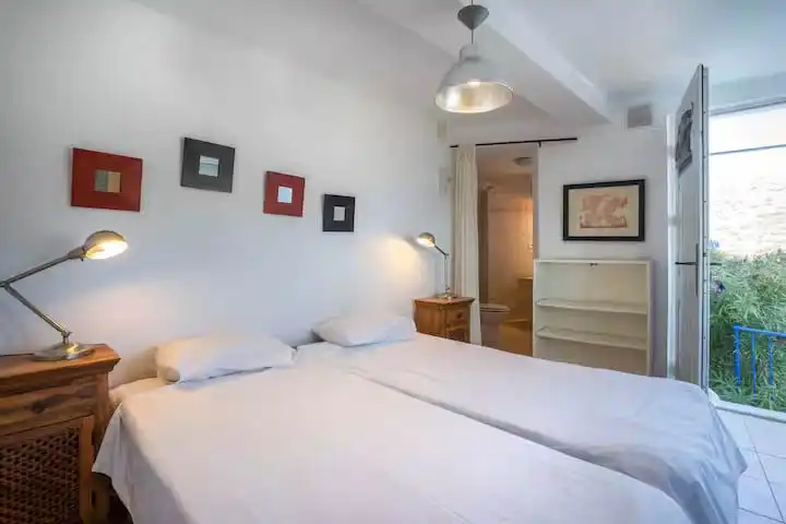 Dormitori de Casa adosada en venda en Roses amb Jardí privat, Terrassa i Piscina