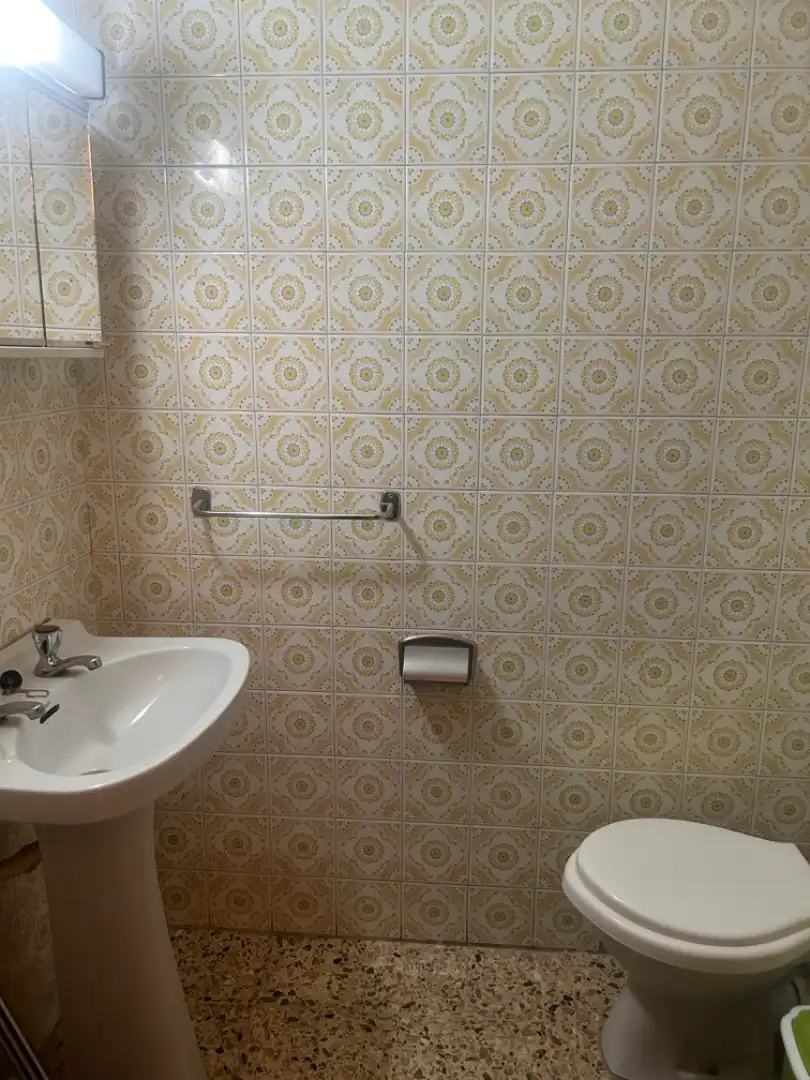 Badezimmer von Wohnung zur Miete in Huesca mit Heizung, Parkett und Terrasse