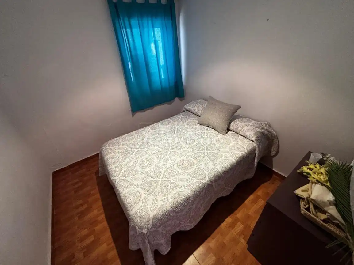 Dormitori de Casa o xalet en venda en Badajoz amb Aire condicionat i Terrassa