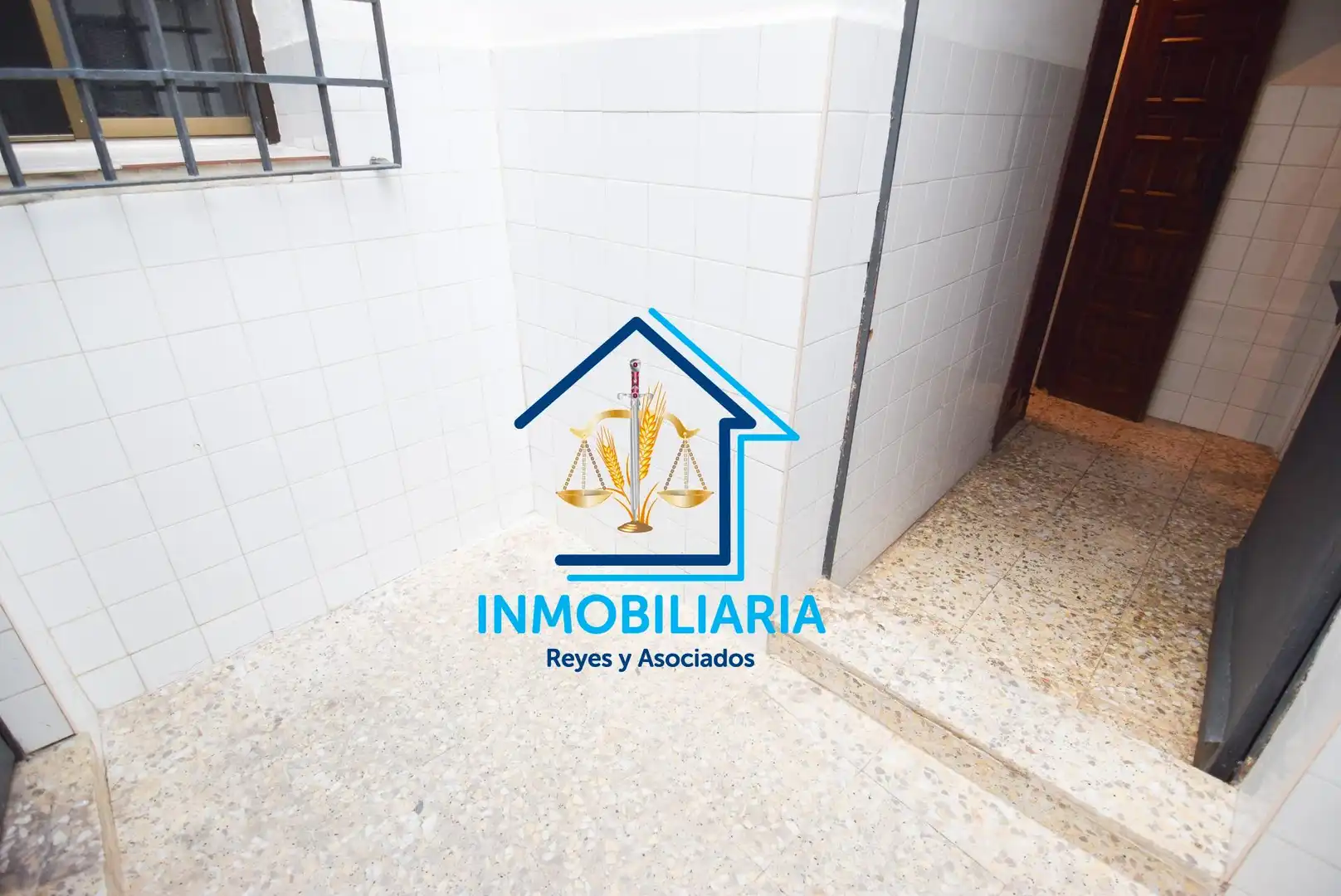 Vista exterior de Casa o xalet en venda en Córdoba amb Aire condicionat