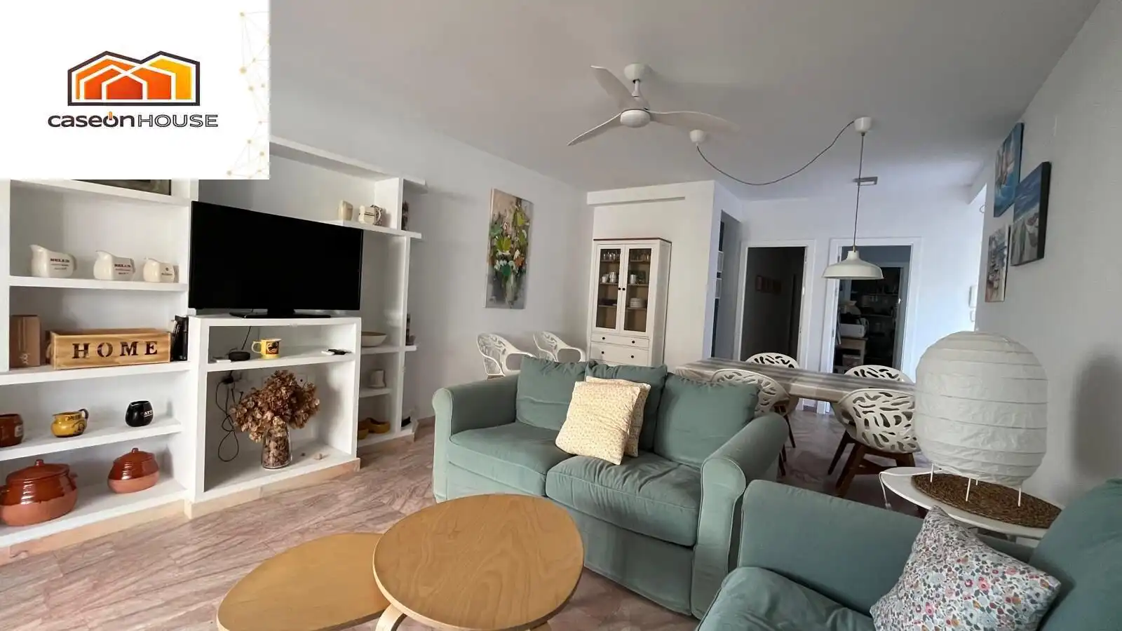 Sala d'estar de Apartament en venda en Chiclana de la Frontera amb Piscina comunitària