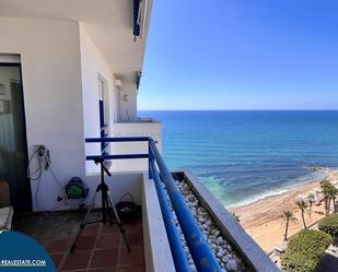 Vista exterior de Àtic en venda en Marbella amb Terrassa, Moblat i Piscina comunitària