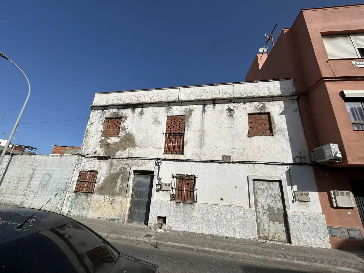 Vista exterior de Residencial en venta en Algeciras