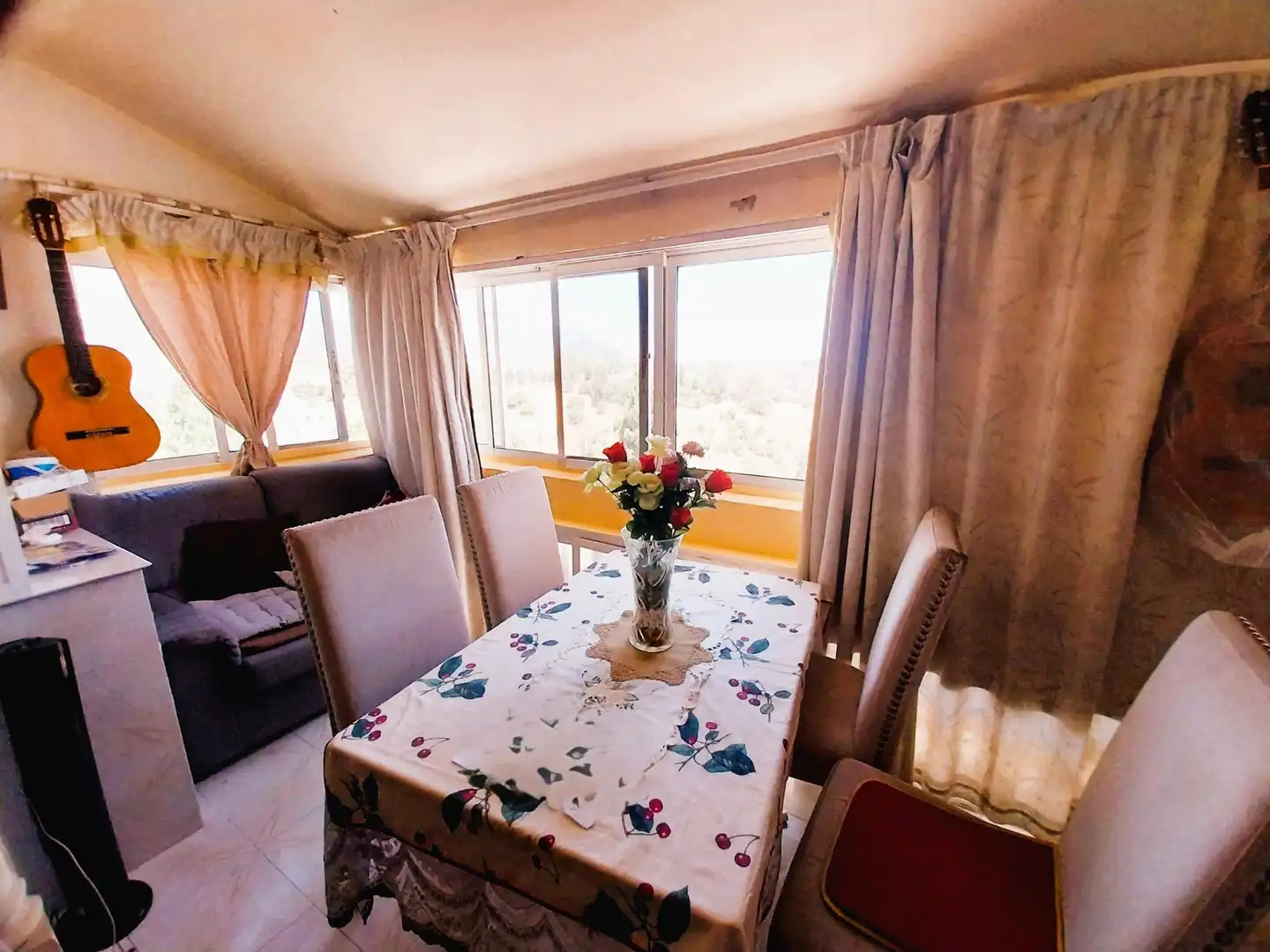 Esszimmer von Einfamilien-Reihenhaus zum Verkauf in Mijas mit Klimaanlage, Heizung und Terrasse