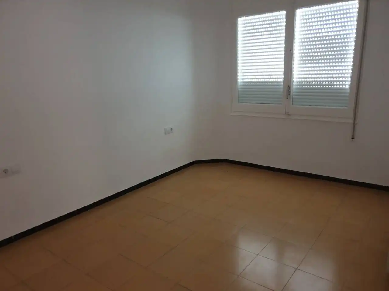 Habitación de Edificio en venta en Girona