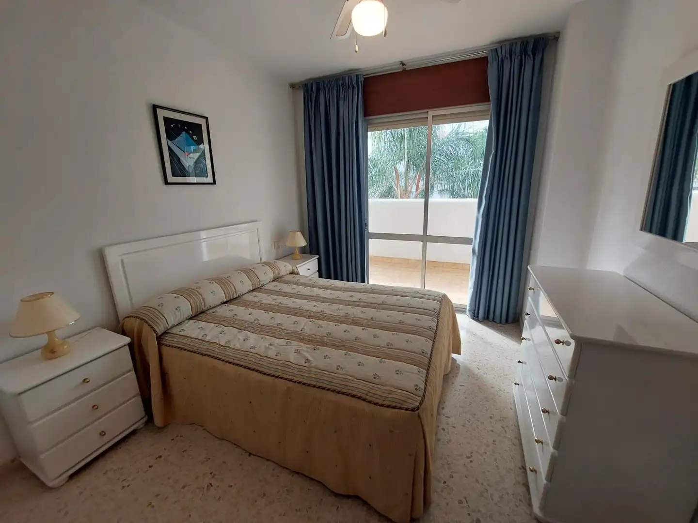 Schlafzimmer von Wohnung zum Verkauf in Fuengirola mit Klimaanlage, Möbliert und Waschmaschine