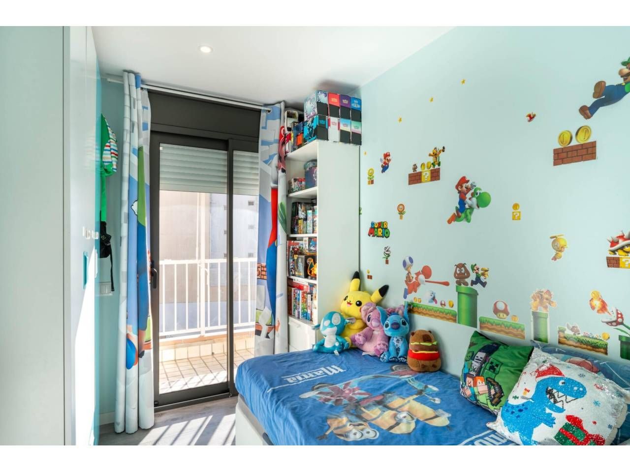 Bedroom of Flat for sale in Terrassa  with Air Conditioner, Heating and Parquet flooring