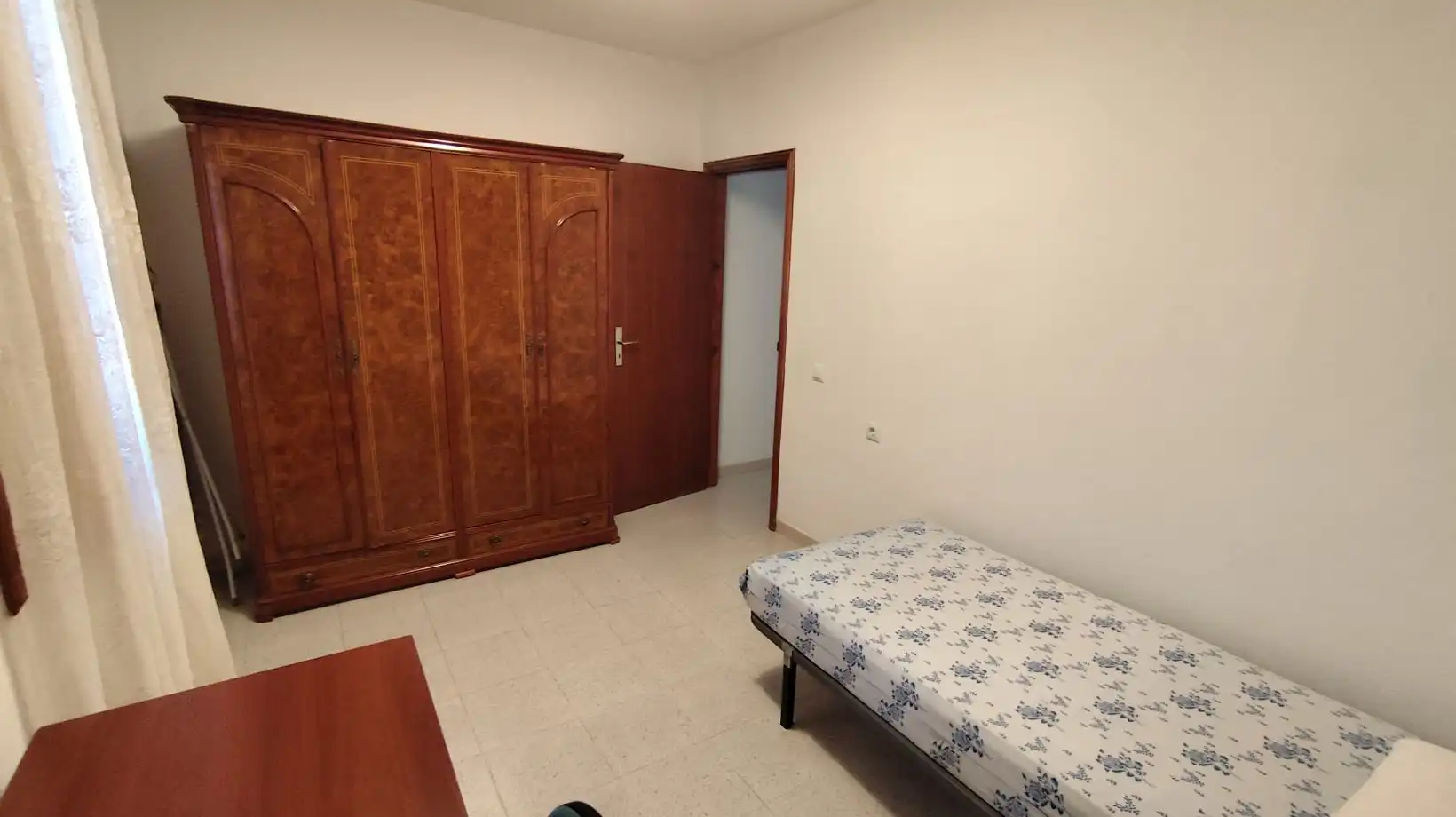 Habitación de Piso de alquiler en San Cristóbal de la Laguna con Amueblado, Horno y Lavadora