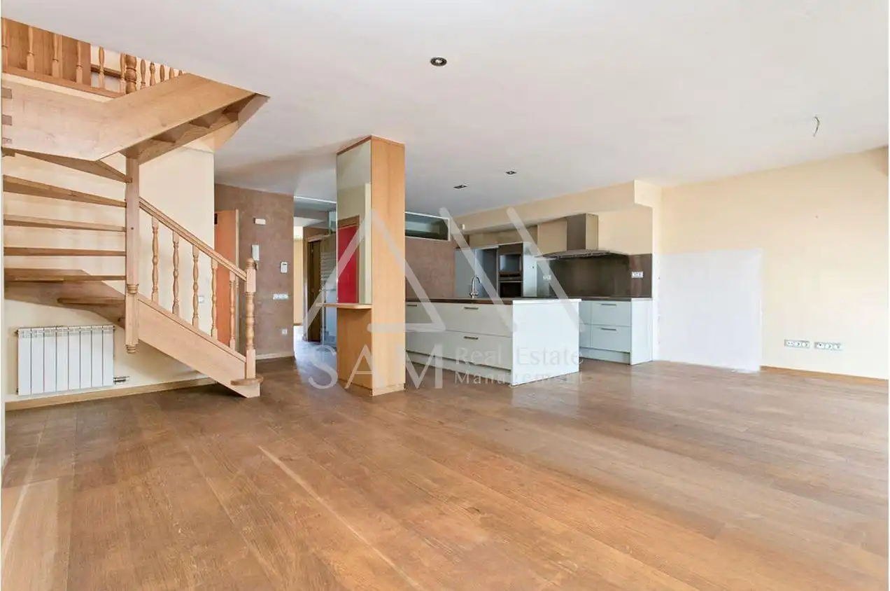 Dúplex en venta en Sant Fruitós de Bages con Calefacción, Terraza y Balcón