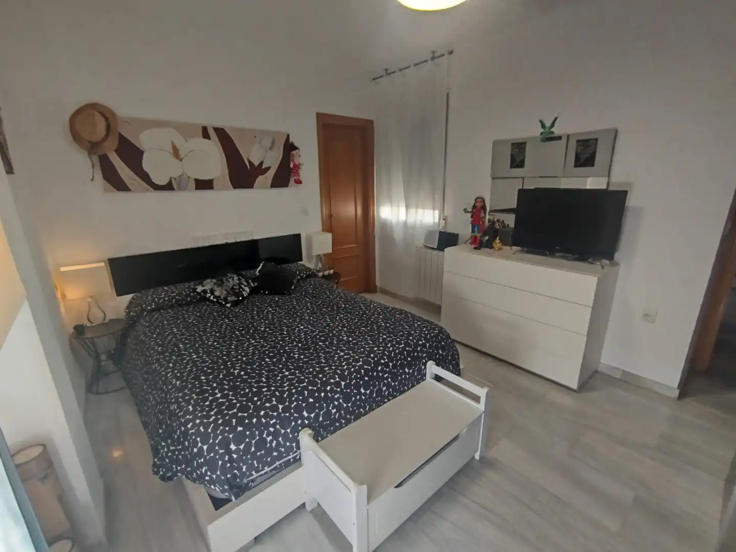 Schlafzimmer von Dachboden zum Verkauf in Albolote mit Terrasse, Abstellraum und Möbliert