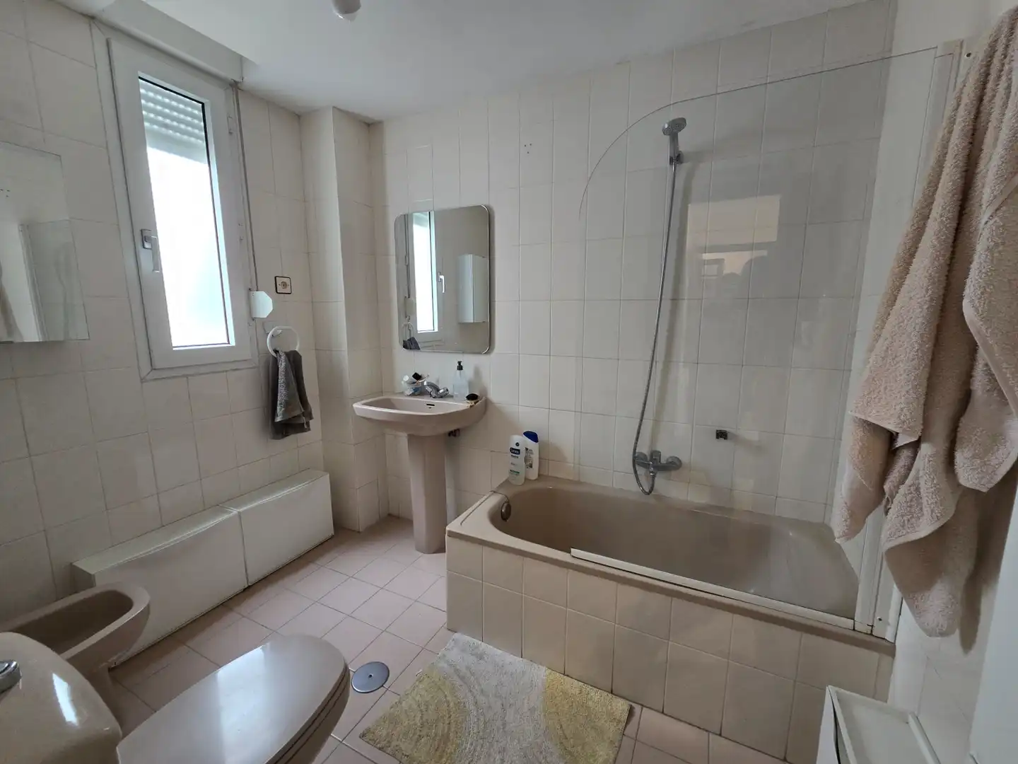 Baño de Piso en venta en Bareyo con Calefacción, Terraza y Amueblado