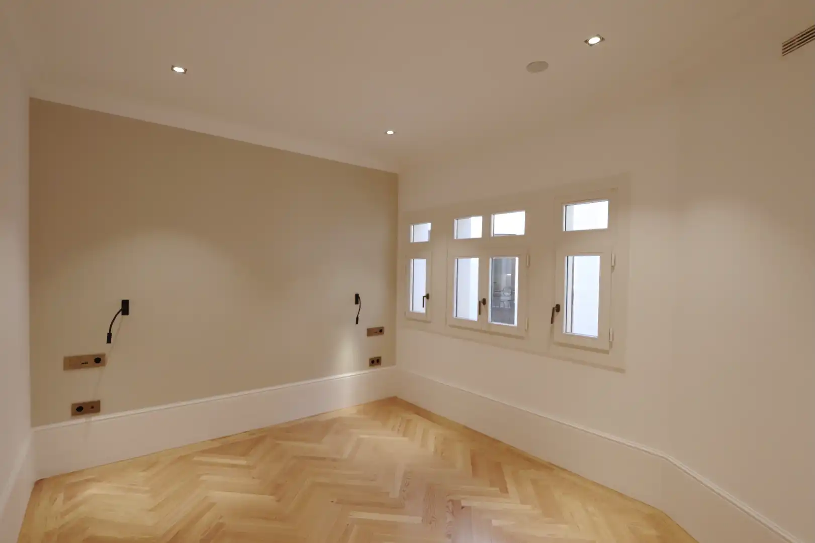 Ático en venta en Madrid con Aire acondicionado, Calefacción y Jardín privado