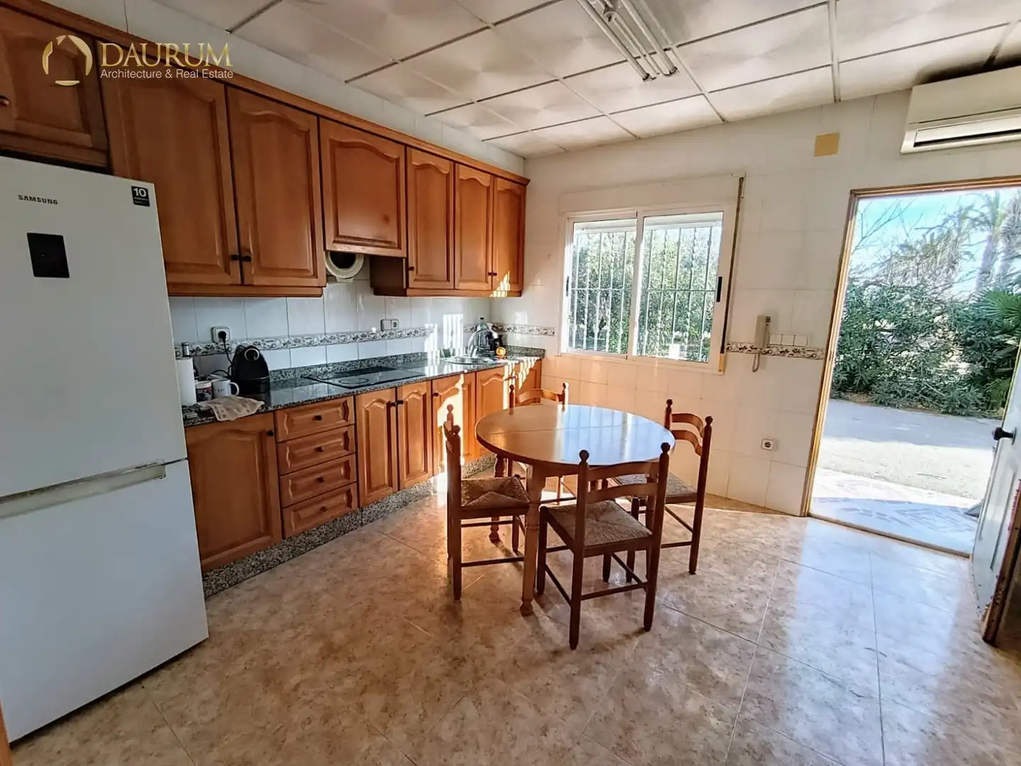 Cuina de Casa o xalet en venda en Elche / Elx amb Aire condicionat i Terrassa