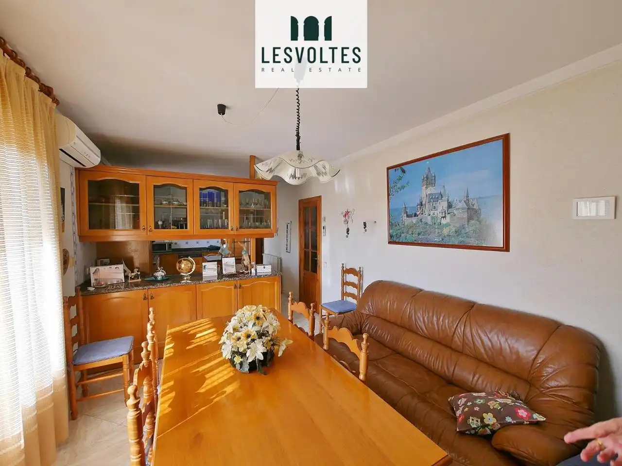Casa amb terrassa en venda a calle de l'Escut Emporità, imagen 9