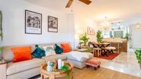Sala d'estar de Apartament en venda en Mijas amb Aire condicionat, Terrassa i Piscina