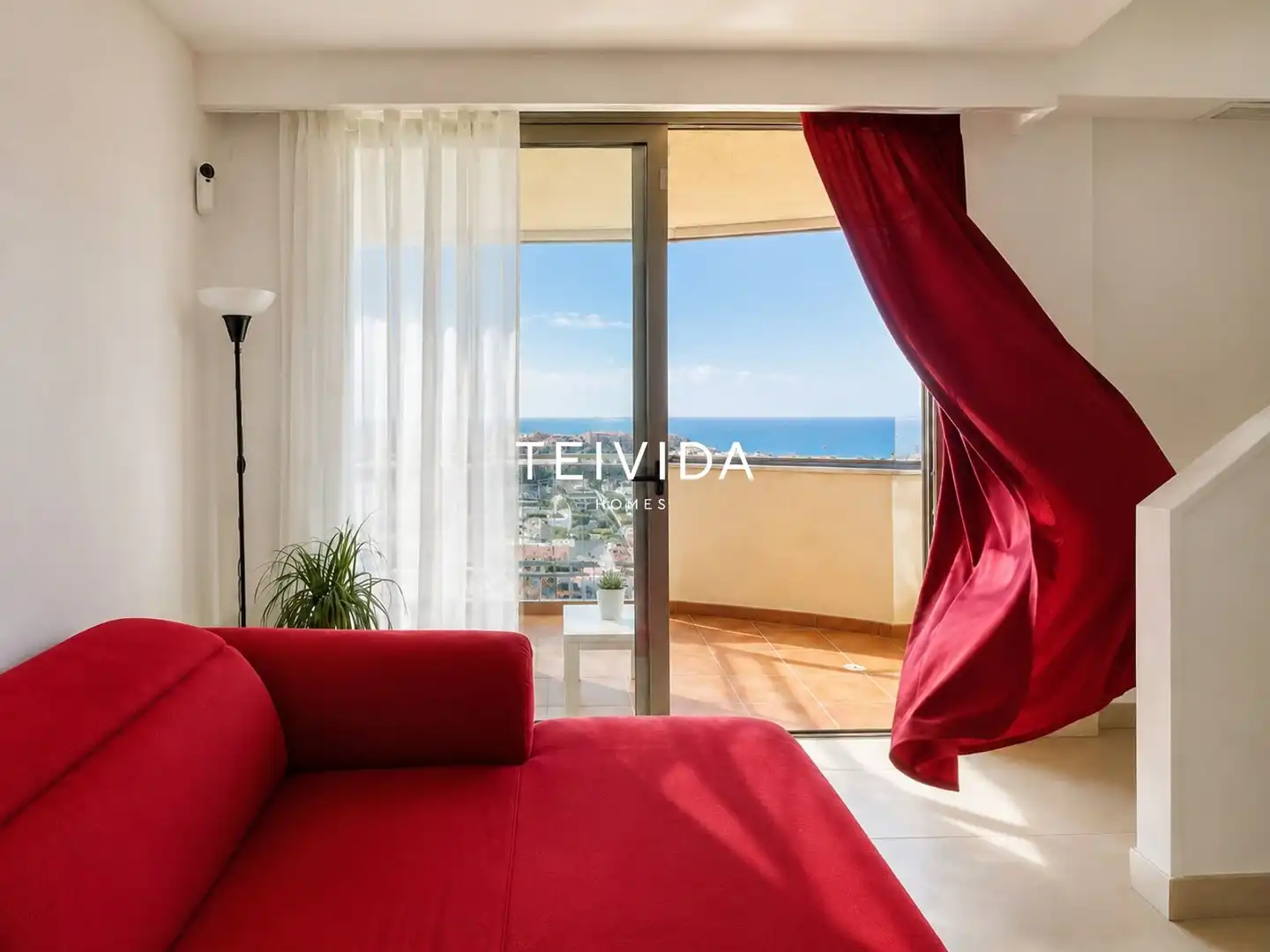 Schlafzimmer von Dachboden zur Miete in Arona mit Terrasse, Schwimmbad und Möbliert
