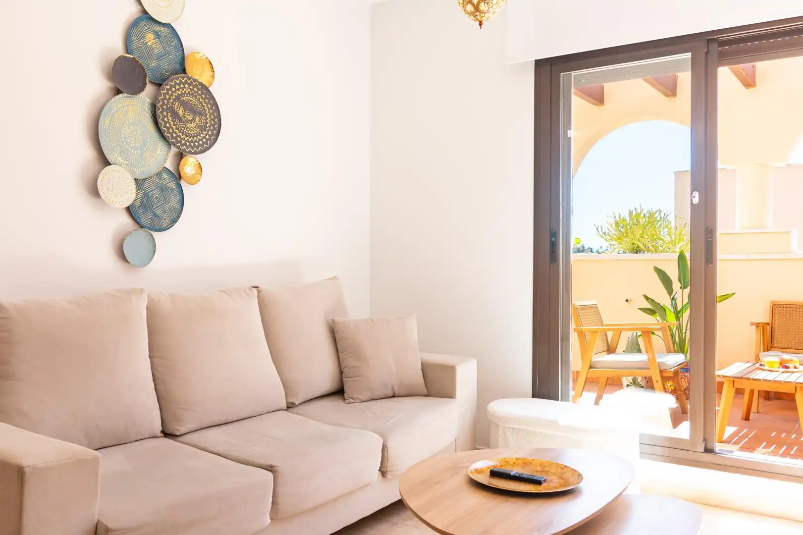 Sala d'estar de Apartament en venda en Águilas amb Aire condicionat, Terrassa i Moblat