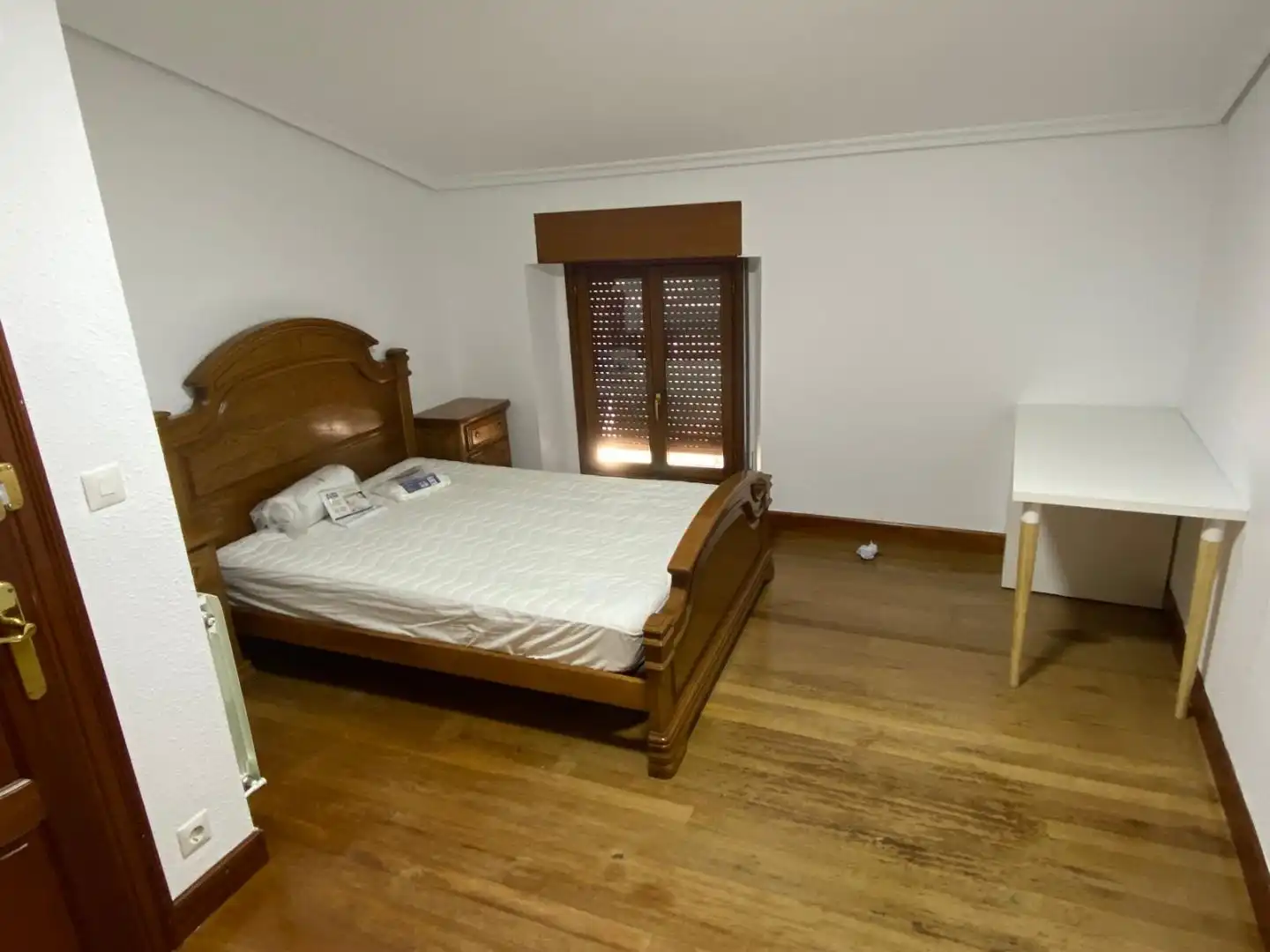 Dormitori de Casa o xalet de lloguer en Legutio amb Calefacció, Jardí privat i Parquet