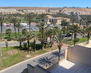 Vista exterior de Apartament de lloguer en El Ejido amb Aire condicionat, Traster i Piscina comunitària