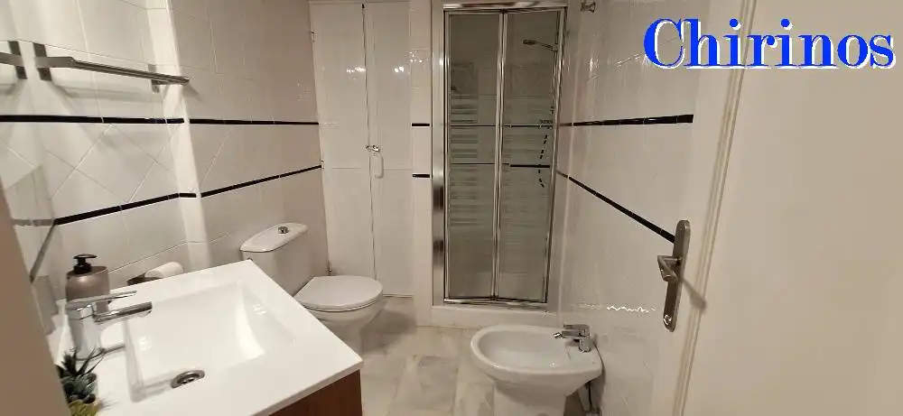Bathroom of Flat for rent in Córdoba  with Air Conditioner, Terrace and Furnished