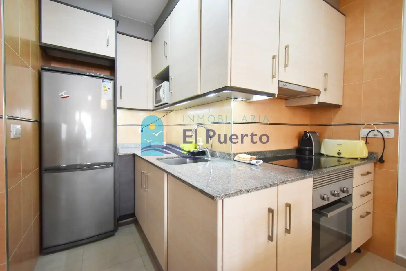 Cuina de Apartament en venda en Mazarrón amb Terrassa, Traster i Moblat