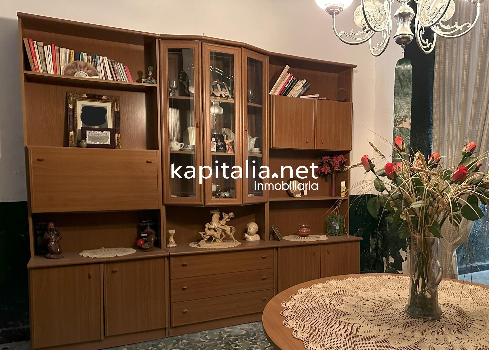 Sala d'estar de Casa o xalet en venda en La Pobla del Duc amb Terrassa i Traster