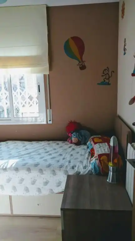 Dormitori de Casa adosada en venda en Cambrils amb Calefacció, Piscina i Moblat