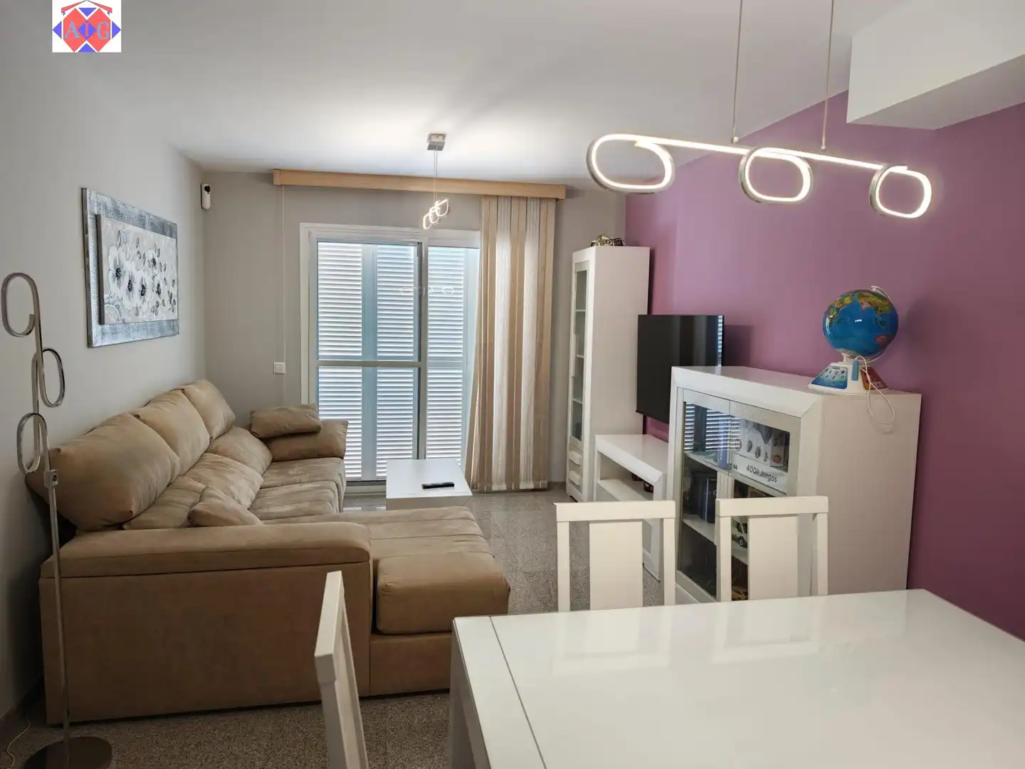Wohnzimmer von Dachboden zum Verkauf in Lújar mit Klimaanlage, Terrasse und Möbliert