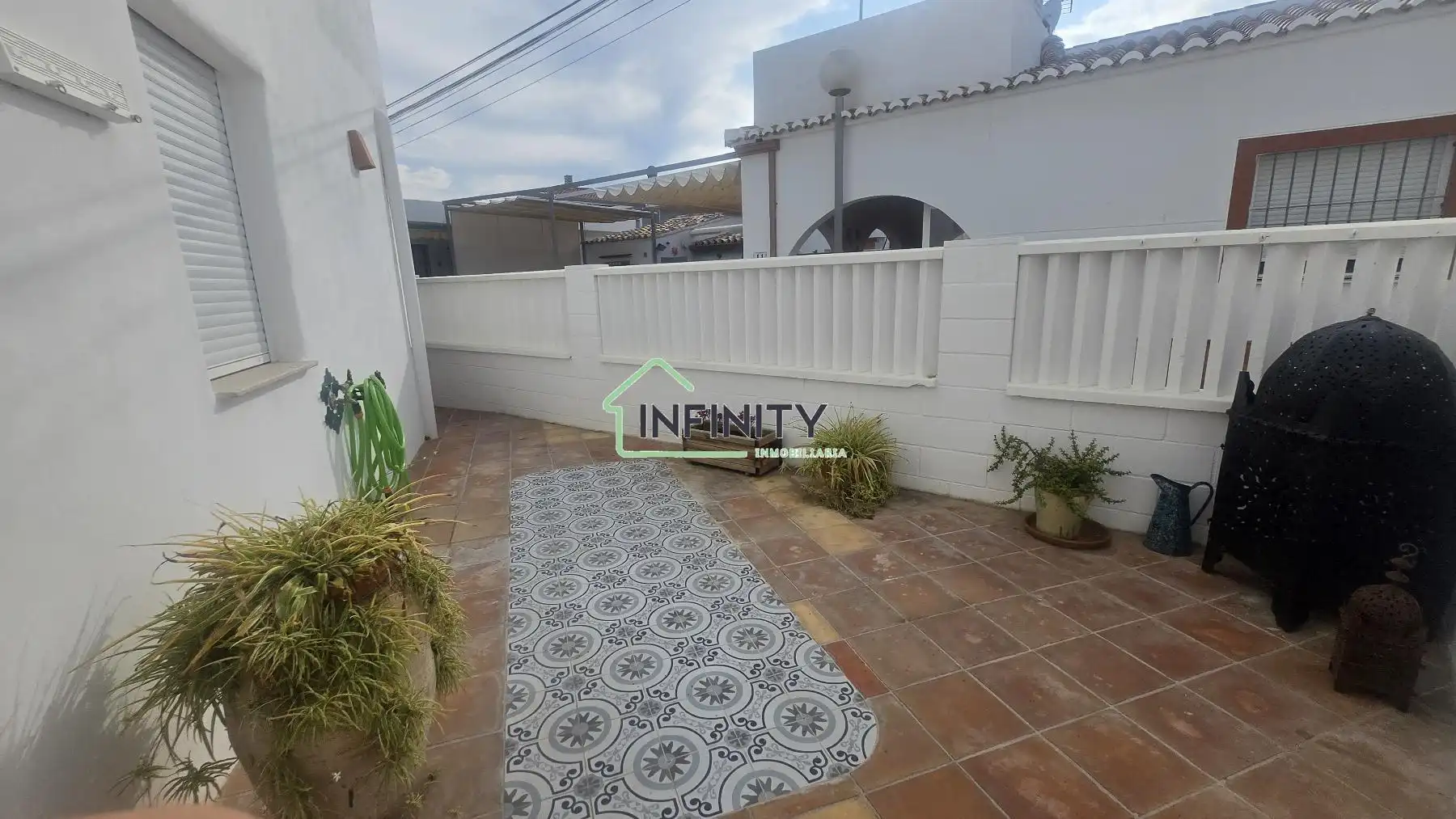 Exterior view of Houses for sale in Oliva  with Air Conditioner, Heating and Terrace