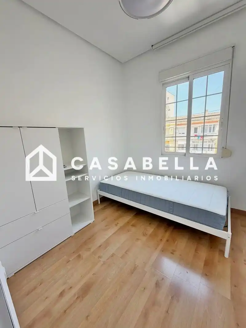 Habitación de Piso de alquiler en Valencia con Aire acondicionado, Calefacción y Terraza