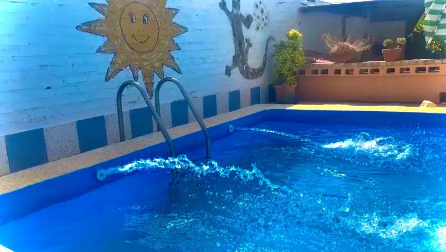 Piscina de Pis per a compartir en Dos Hermanas amb Aire condicionat, Calefacció i Terrassa