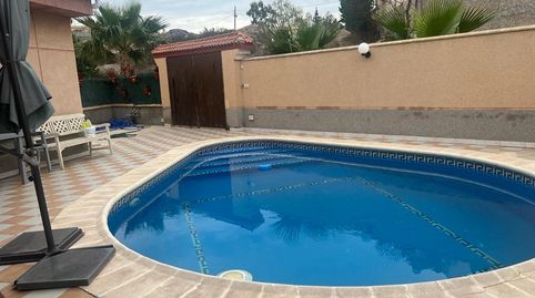 EXCLUSIVO CHALET UNIFAMILIAR EN VENTA EN ÁGUILAS