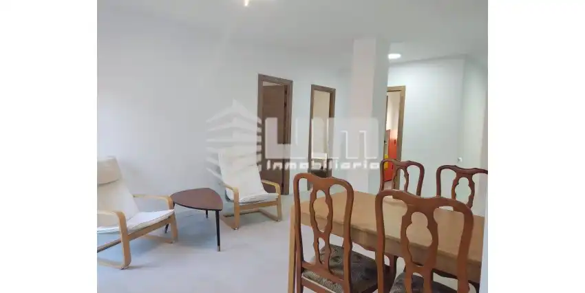 Flat for rent in DEL TRABAJO, Avenida de Abril - 9 de Octubre