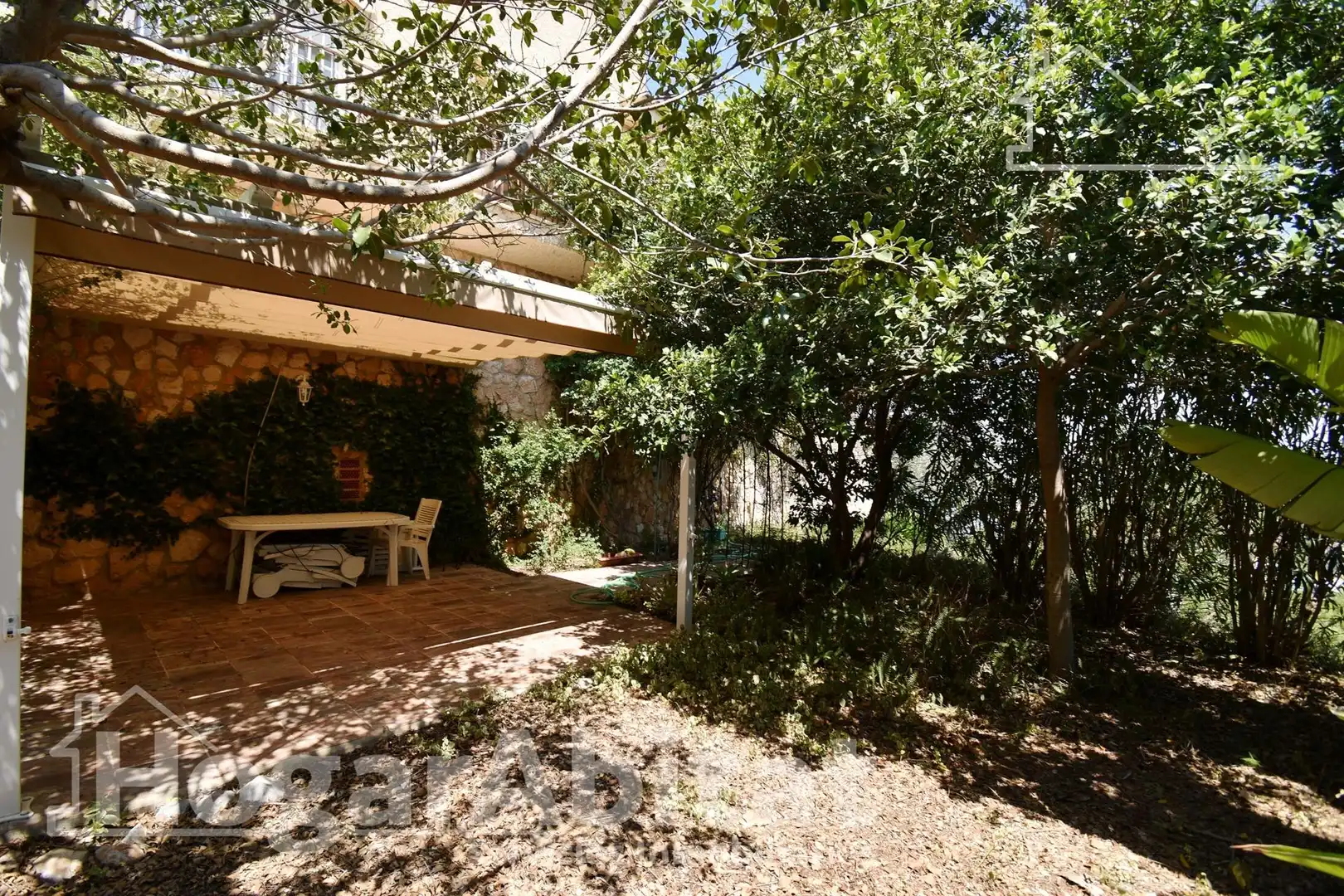 Garden of Houses for sale in Torrent  with Air Conditioner, Heating and Private garden